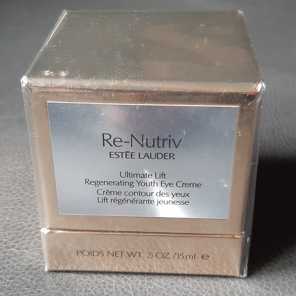 Luxury eye cream